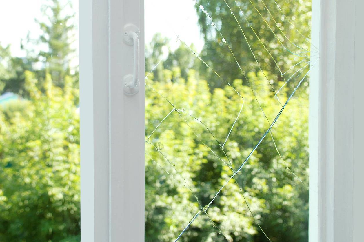 problèmes fenêtres remédier fissures rayures vitres fuites joints