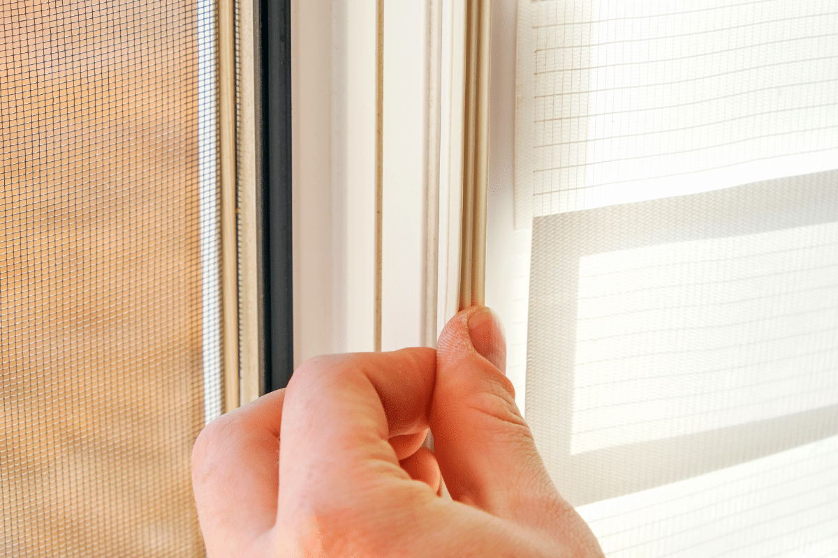 L'isolation ne suffit pas : voici comment empêcher le froid de rentrer par  les fenêtres