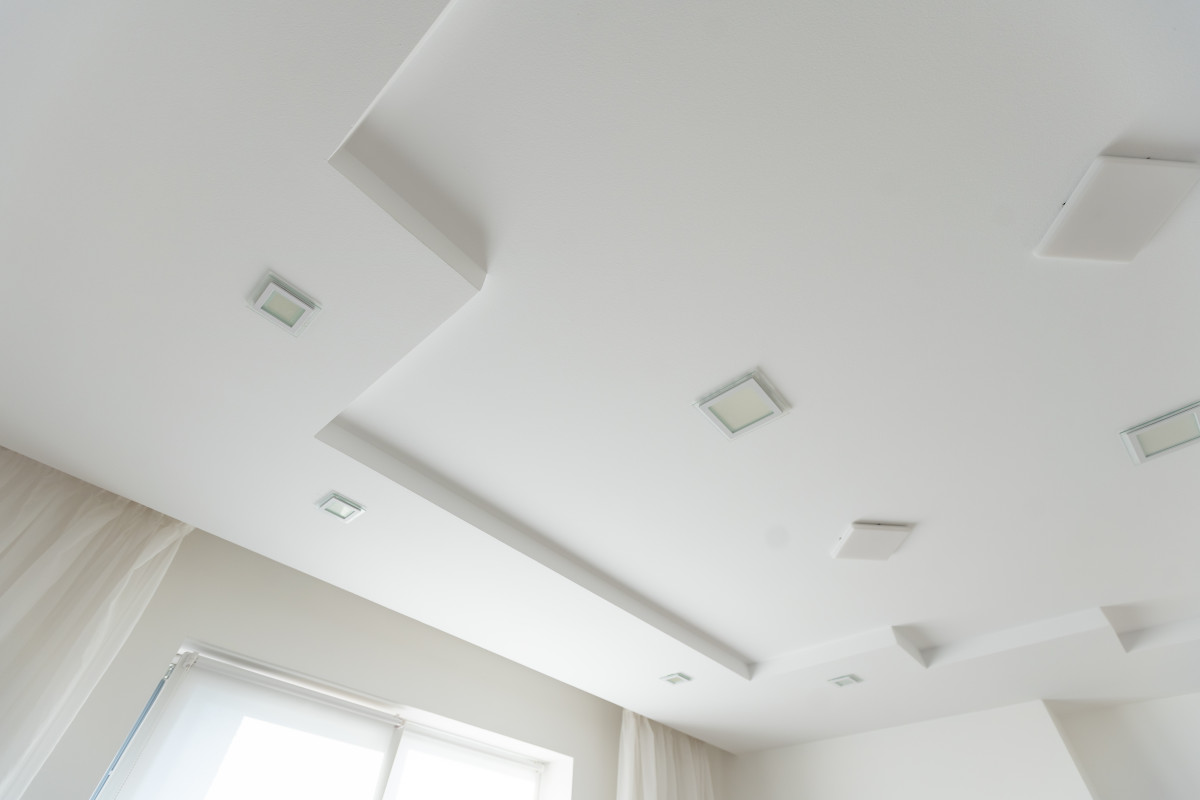 nos astuces déco pour un plafond modernisé